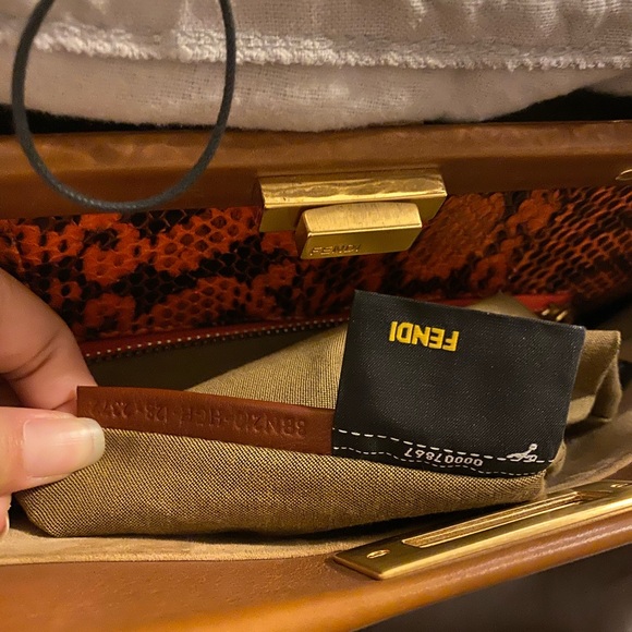 Fendi peekaboo interior python leather large - Picture 11 of 14